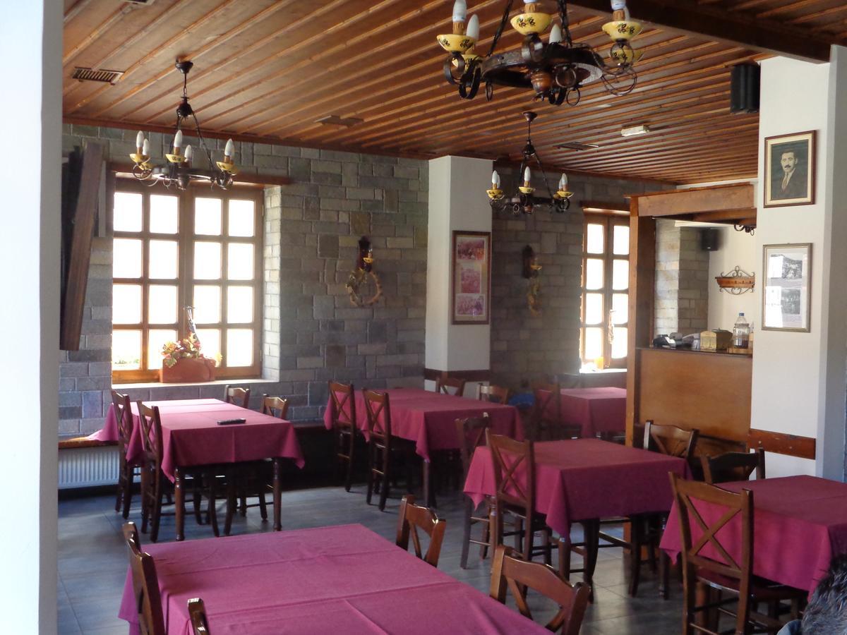 Alonaki Guesthouse Plátanos Eksteriør bilde