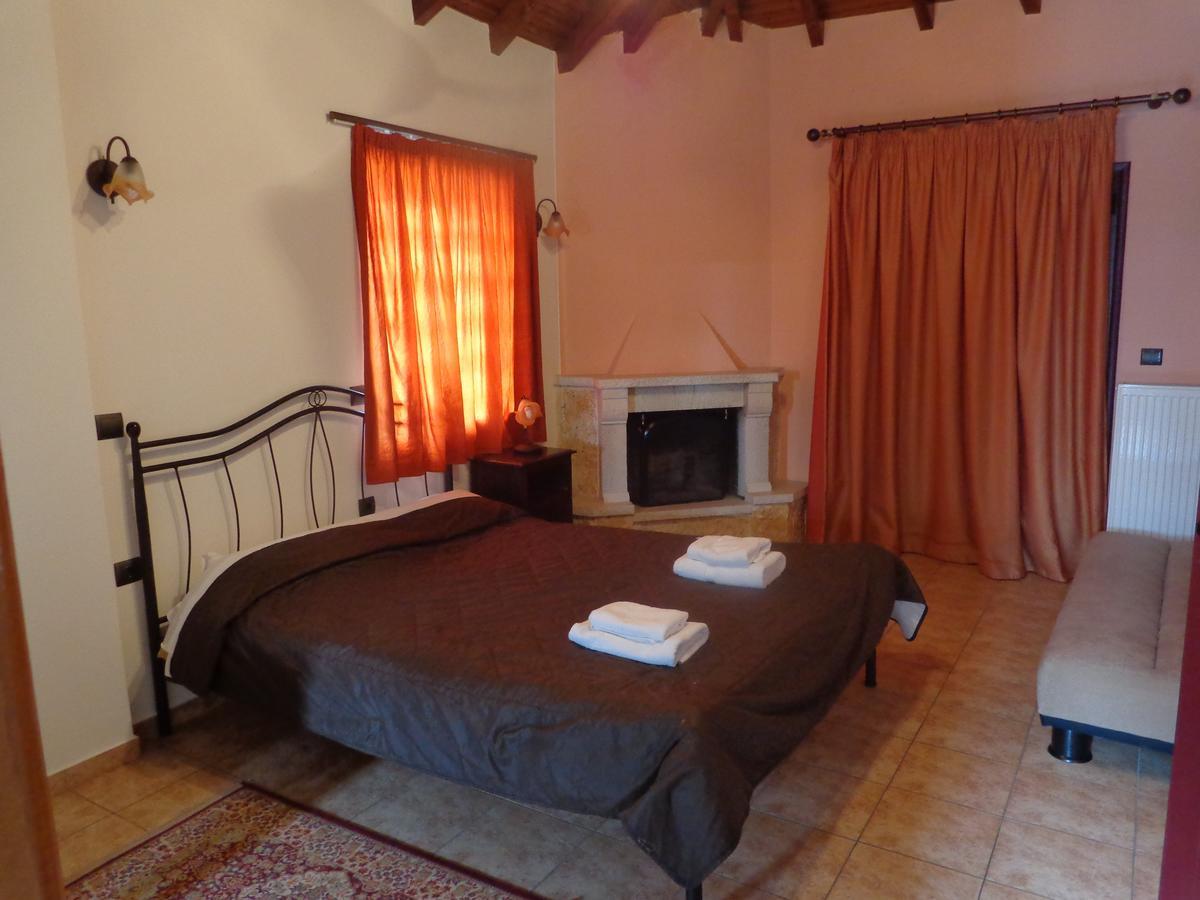Alonaki Guesthouse Plátanos Eksteriør bilde