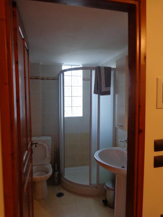 Alonaki Guesthouse Plátanos Eksteriør bilde